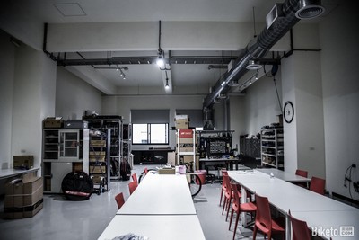 自行車工廠巡禮:DT SWISS臺(tái)灣新廠探秘|GBI|輪組|企業(yè)參觀 - 美騎網(wǎng)|Biketo.com